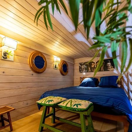 Gite Et Chambre D'Hote Gussignies Екстер'єр фото
