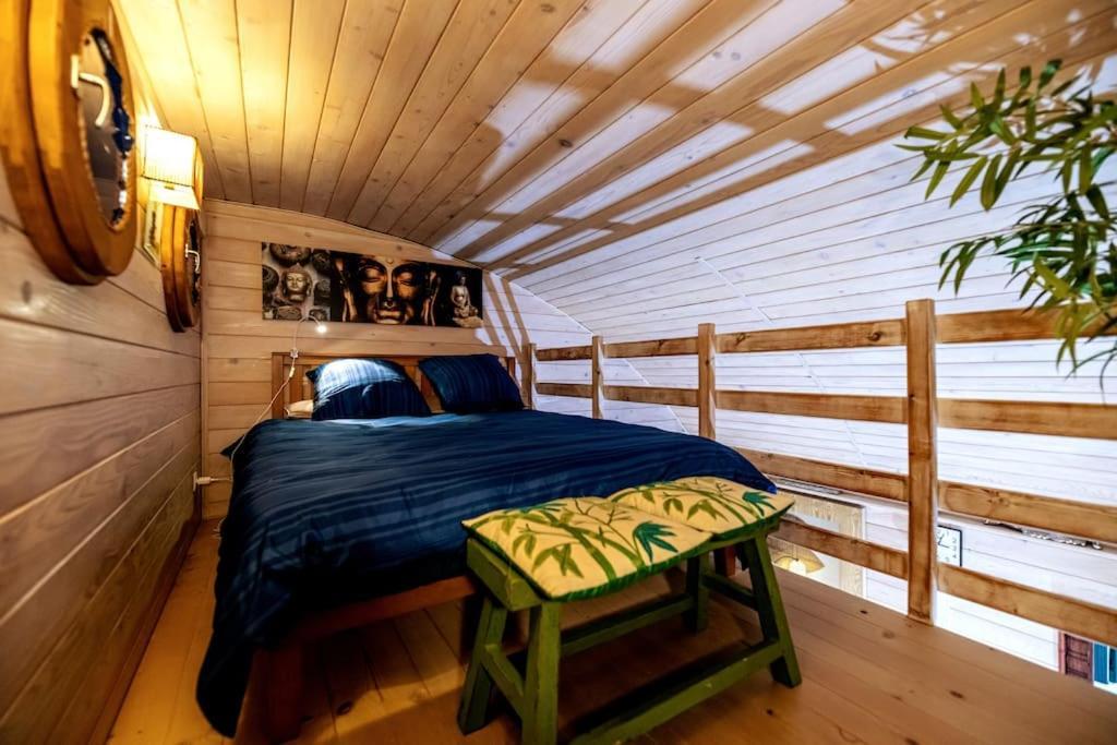 Gite Et Chambre D'Hote Gussignies Екстер'єр фото